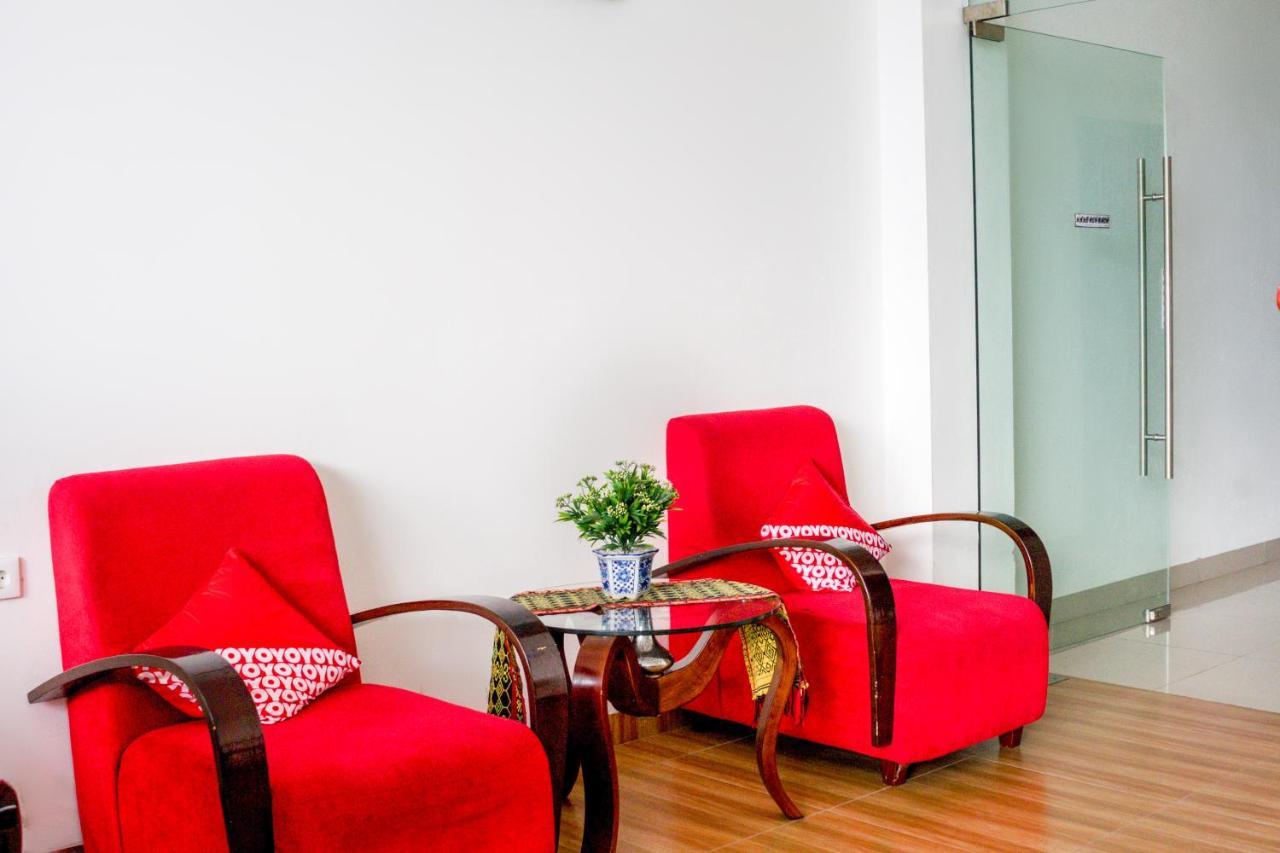 Hotel Super Oyo 1183 Papakoel Medan